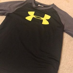 Boys Under Armour long sleeve shirt